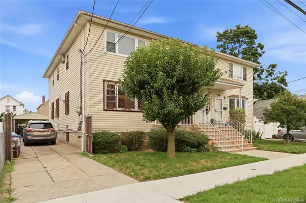 11116 170th ST, Jamaica, NY 11433