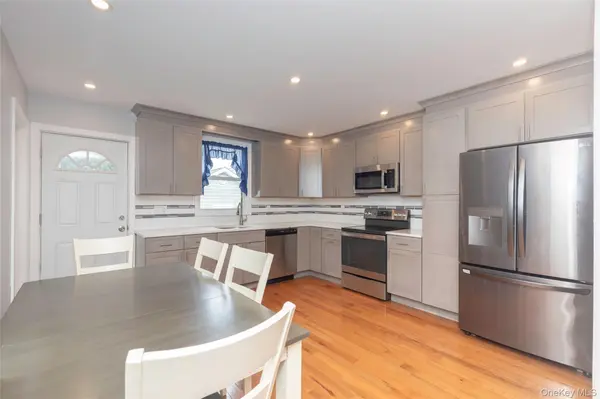 72 Edgewater Park DR #72C, Bronx, NY 10465