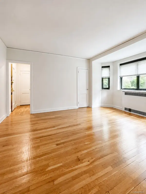 78-10 34th AVE #1H, Jackson Heights, NY 11372