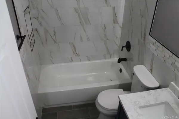 276 Temple Hill #2410, New Windsor, NY 12553