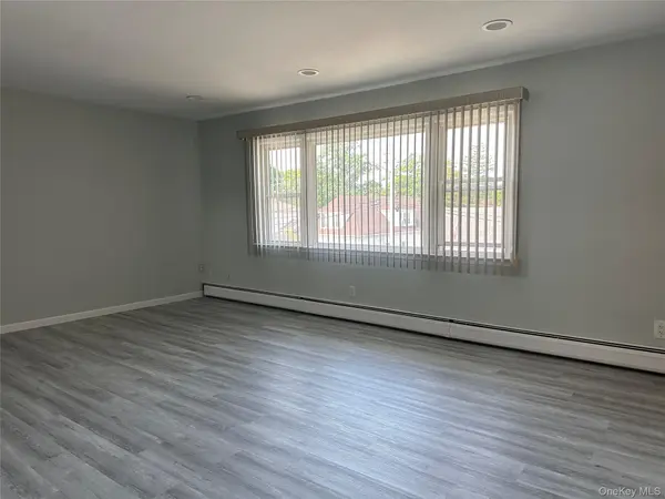 Address not disclosed, Elmont, NY 11003