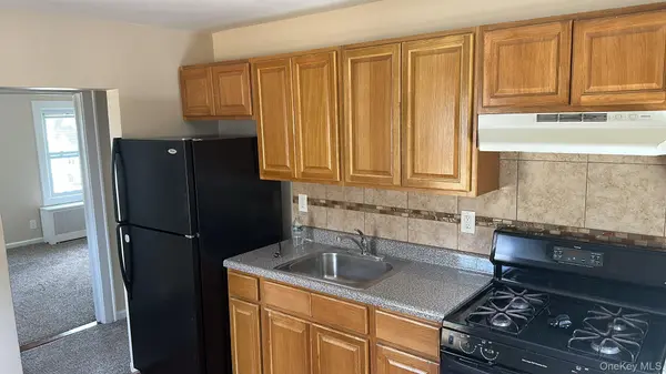 28 Stowe, Hempstead, NY 11550