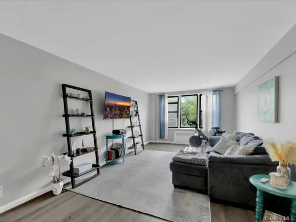 270 N Broadway #6H, Yonkers, NY 10701