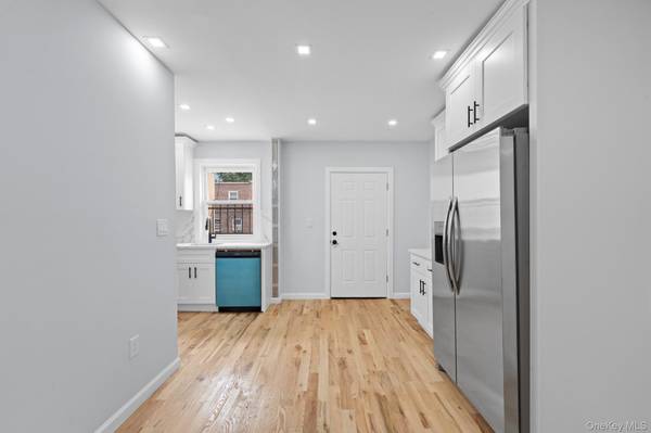252 E 86th ST, Brooklyn, NY 11236