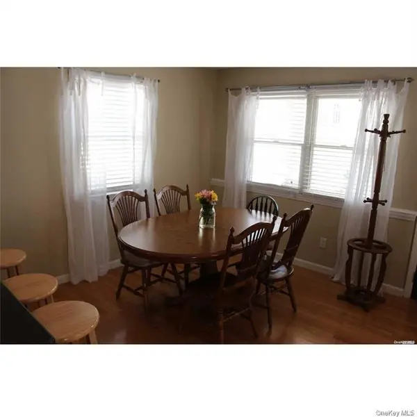 27 Vermont ST, Long Beach, NY 11561