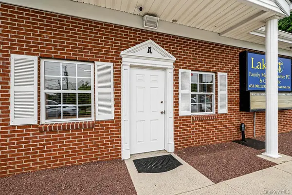 201 Portion RD #A, Ronkonkoma, NY 11779