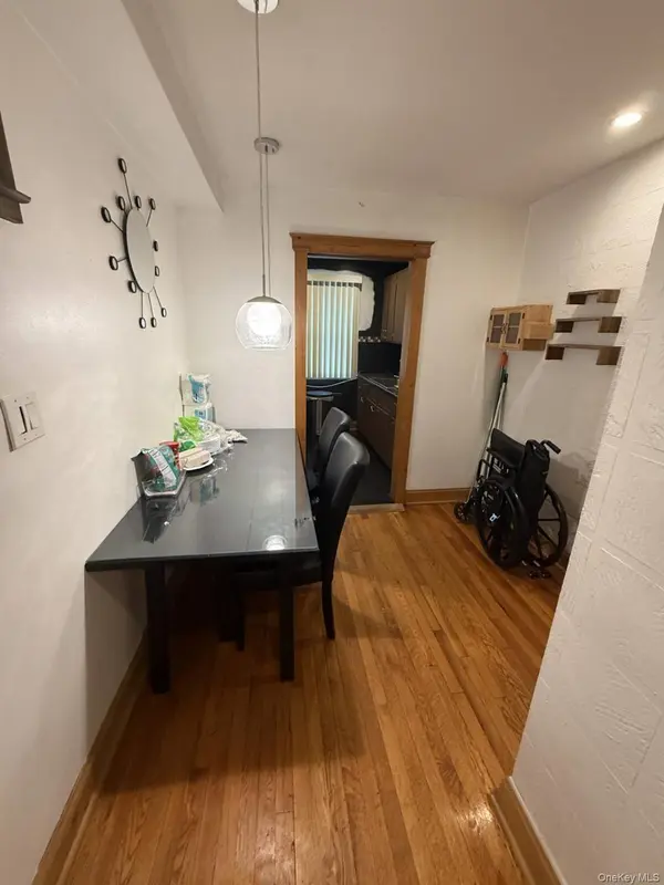 78-27 Springfield BLVD #7827, Oakland Gardens, NY 11364