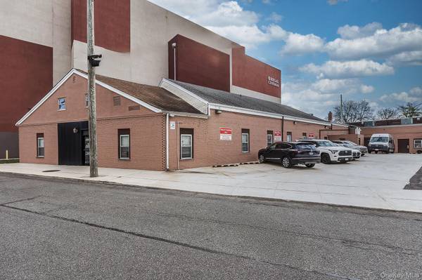 337-343 - 20 Blake Merrick & Blake RD, Lynbrook, NY 11563