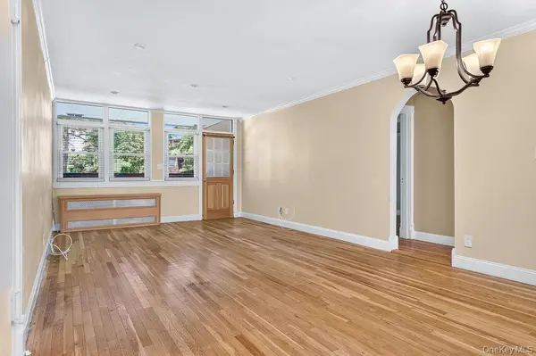 103 Wiltshire RD #D8, Scarsdale, NY 10583