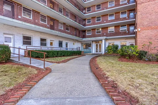 9740 62nd DR #14N, Rego Park, NY 11374