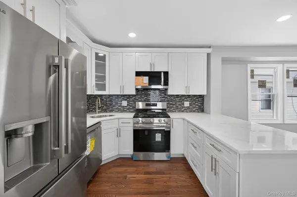10513 133rd ST, Richmond Hill, NY 11419