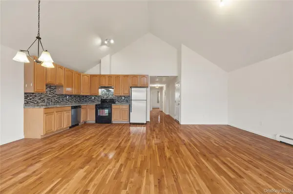 10 Pennyfield AVE #5C, Bronx, NY 10465