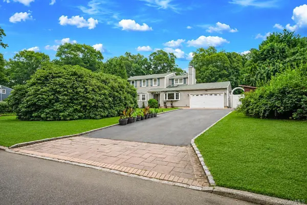 35 Scout TRL, Ridge, NY 11961
