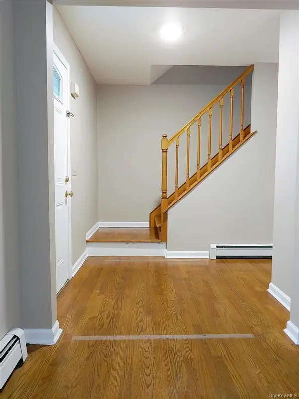 3 Teneyck AVE #B, Greenwood Lake, NY 10925