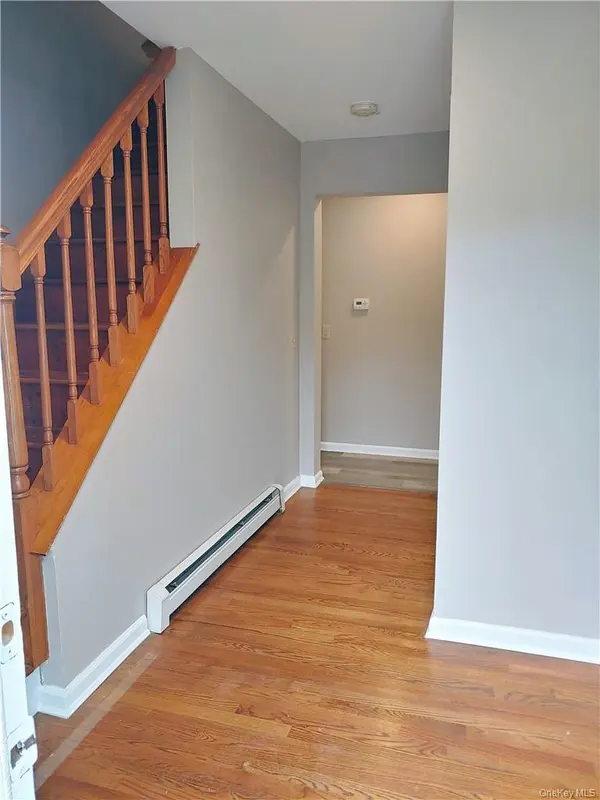 3 Teneyck AVE #B, Greenwood Lake, NY 10925