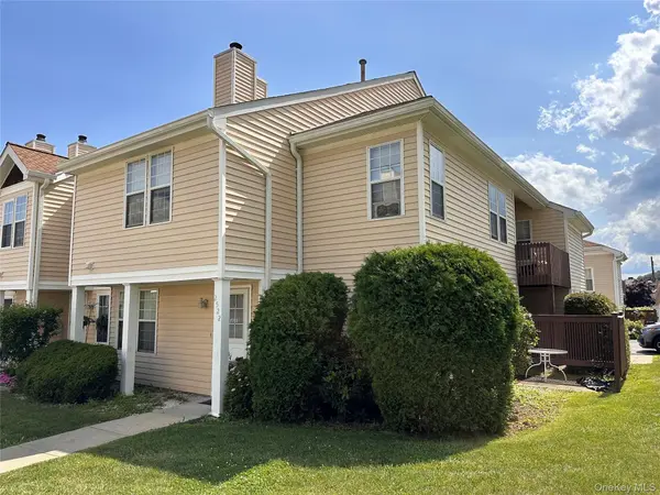 2522 Whispering HLS, Chester, NY 10918