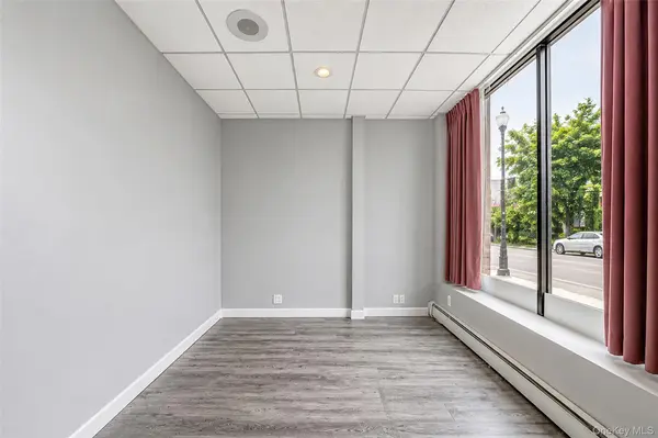 285 Broadway, Bethpage, NY 11714