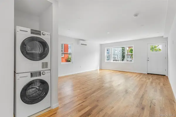 3439 Grace AVE, Bronx, NY 10469
