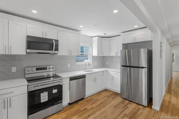 3439 Grace AVE, Bronx, NY 10469