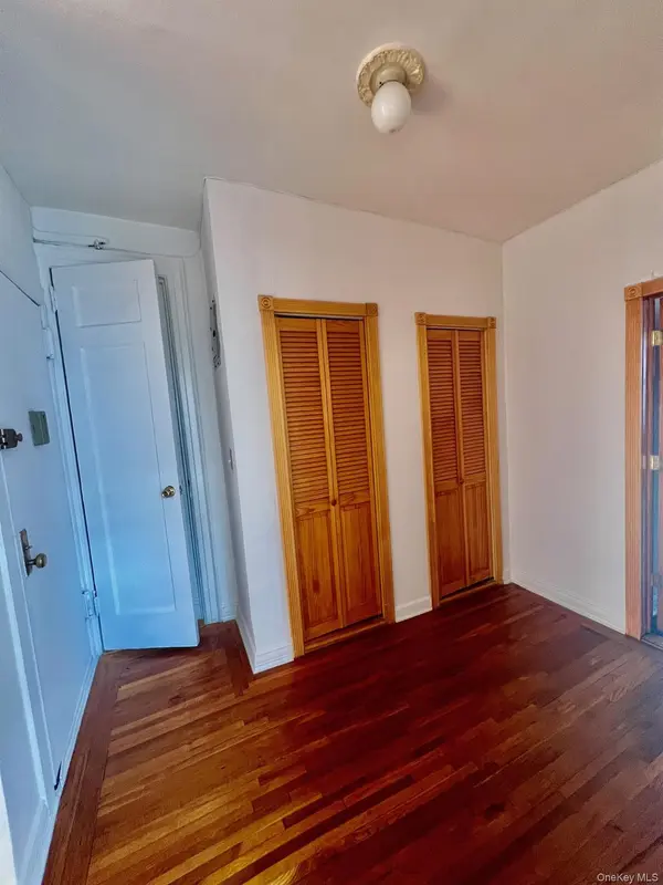 2186 Cruger AVE #5K, Bronx, NY 10462