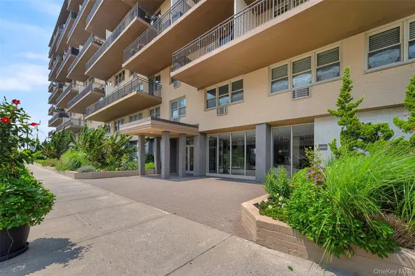 25 Neptune BLVD #6F, Long Beach, NY 11561