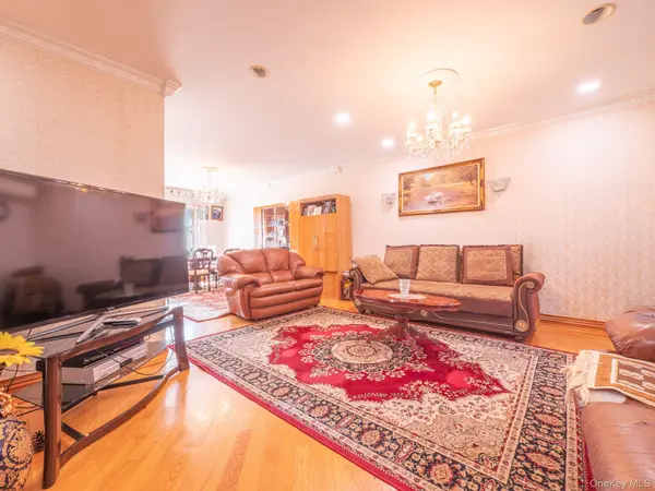 8244 167th ST, Jamaica, NY 11432