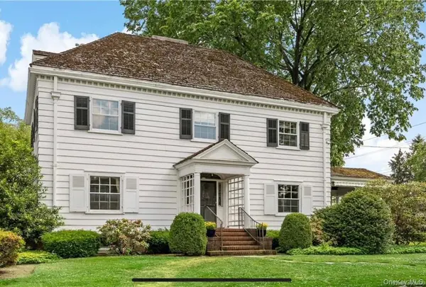 11 Maple AVE, Larchmont, NY 10538