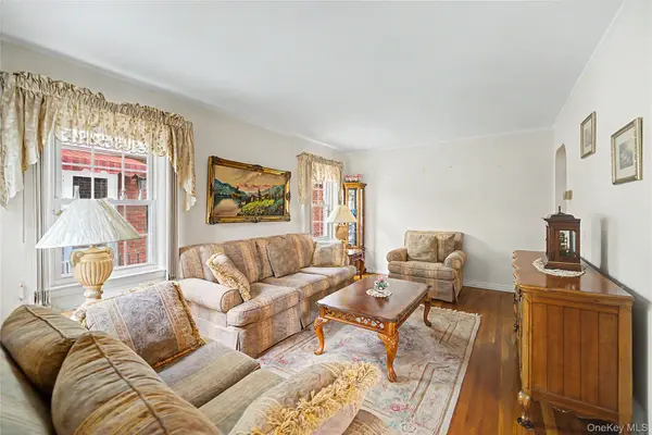 8007 250th ST, Bellerose, NY 11426