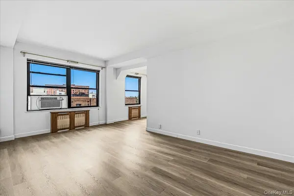 64-34 102nd ST #F7, Rego Park, NY 11374