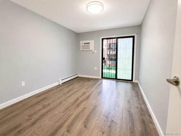 219-36 64th AVE #36A, Bayside, NY 11364