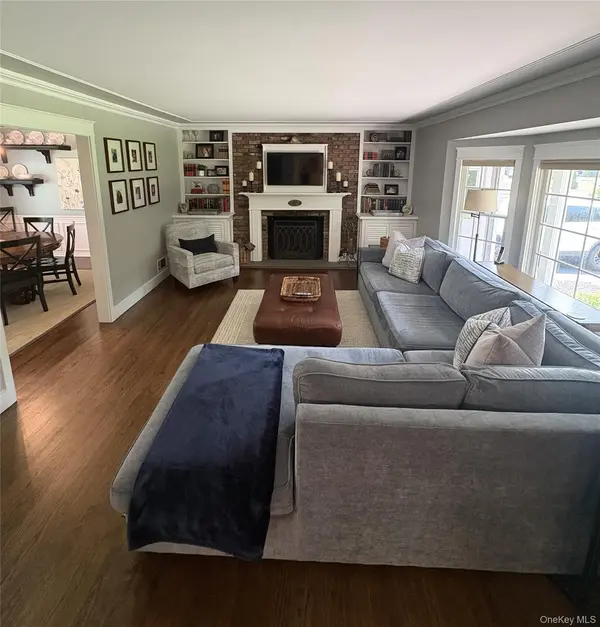 21 Hillside DR, New City, NY 10956