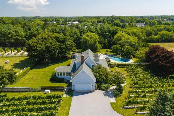 1810 Main RD, Jamesport, NY 11947