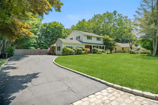 53 Quaker PATH, Stony Brook, NY 11790