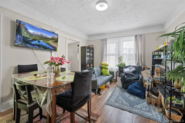 31-29 100th Street, Corona, NY 11368