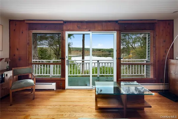 38 Bishop Park RD, Pound Ridge, NY 10038