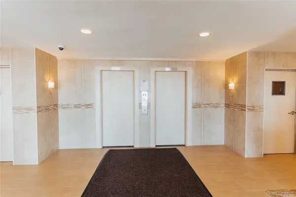 1 East Broadway #4B, Long Beach, NY 11561