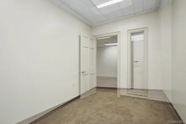 5020 US ROUTE 9W, Newburgh, NY 12550