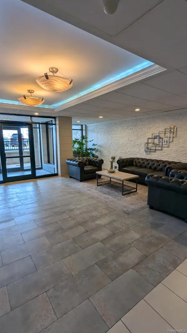 740 East Broadway #2F, Long Beach, NY 11561