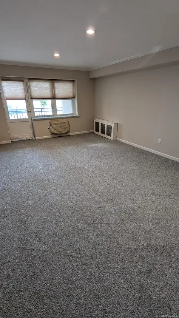 740 East Broadway #2F, Long Beach, NY 11561