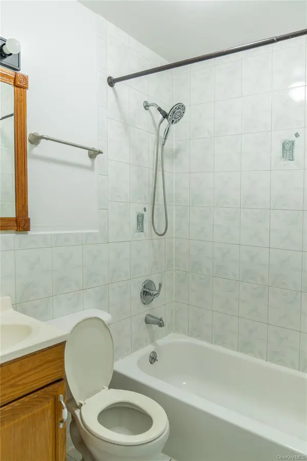3115 Fenton AVE, Bronx, NY 10469