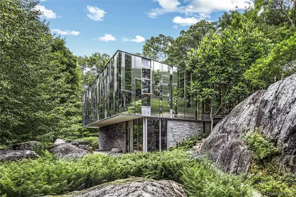 51 Old Stone Hill RD, Pound Ridge, NY 10576