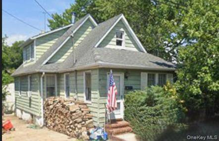 1366 East ST, Elmont, NY 11003
