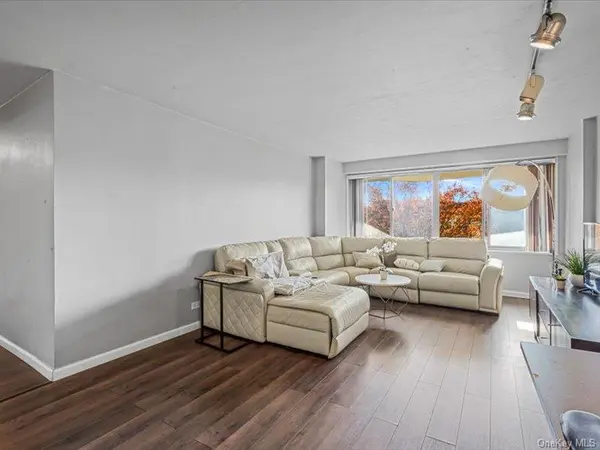 18-15 215th ST #1-P, Bayside, NY 11360
