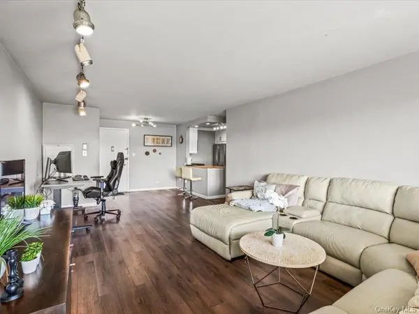 18-15 215th ST #1-P, Bayside, NY 11360