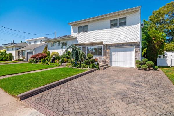3495 Bayfield BLVD, Oceanside, NY 11572