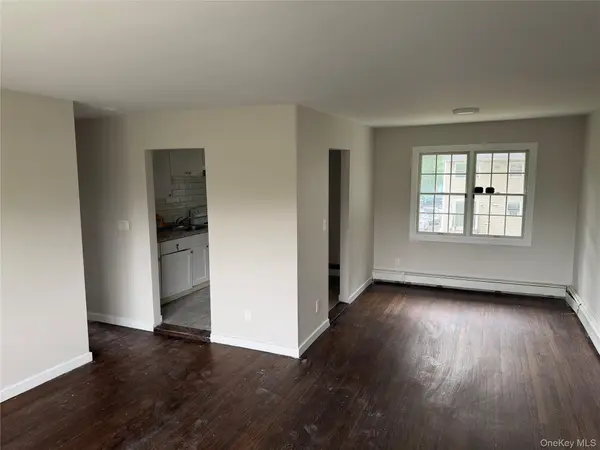 18 N 15th ST, Wyandanch, NY 11798