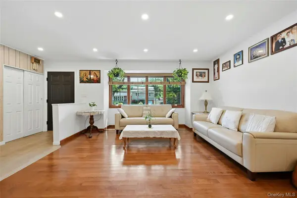 95 Miller BLVD, Syosset, NY 11791