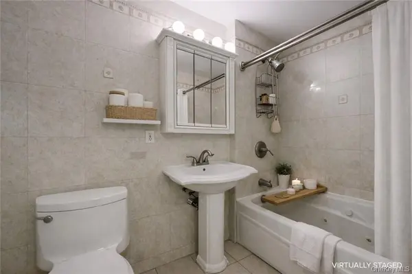 339 Avenue P #2B, Brooklyn, NY 11204