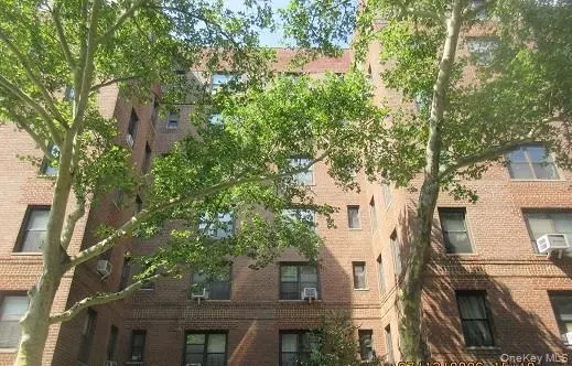 611 W 239th ST #6B, Bronx, NY 10463