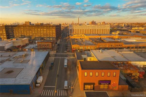 4223 2nd AVE, Brooklyn, NY 11232